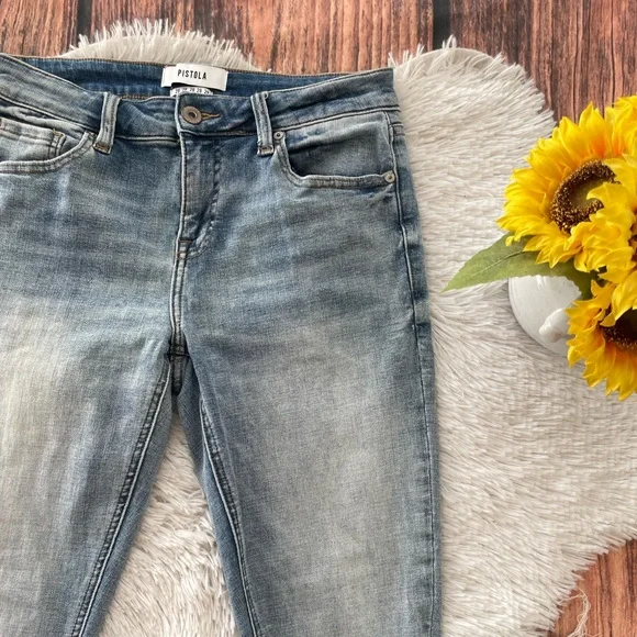 Pistola Arielle Scissor Cut Hem Jean in IndigoWash